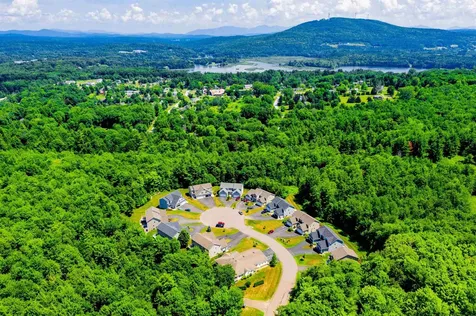 230 B Ledgewood Lane Georgia VT 05468