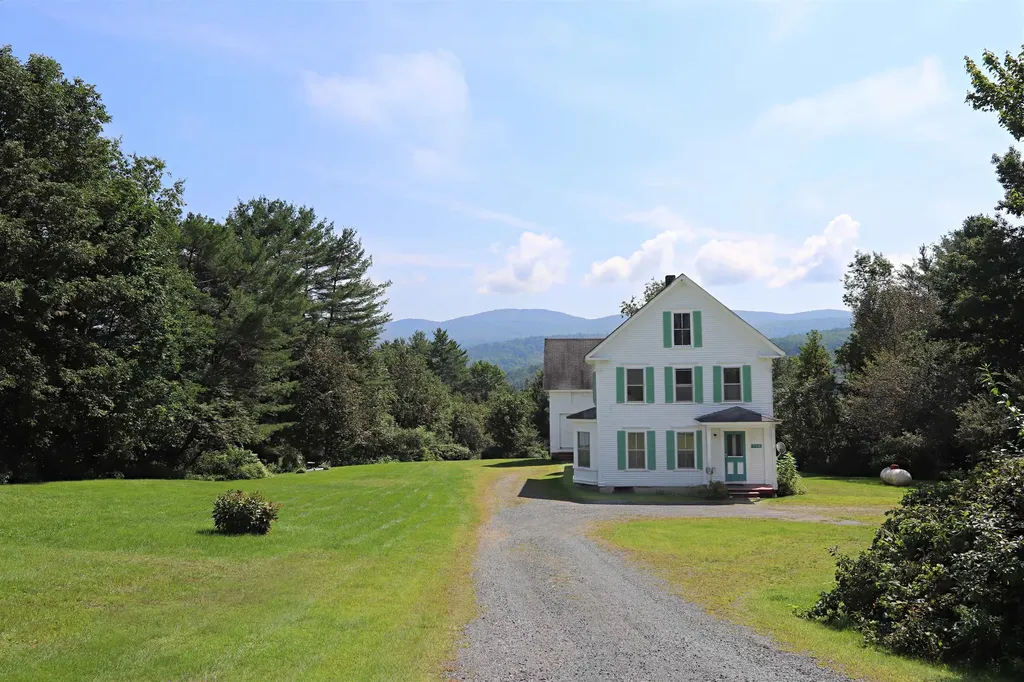 264 Bimson Drive Barnet VT 05821