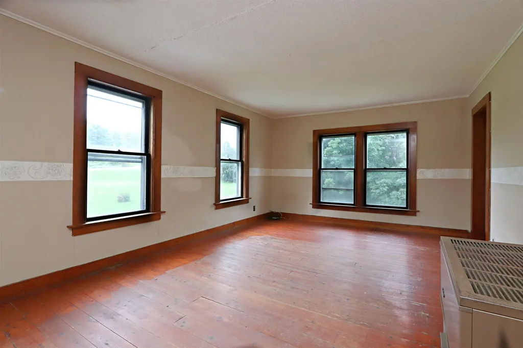 264 Bimson Drive Barnet VT 05821