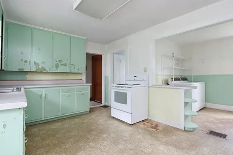 264 Bimson Drive Barnet VT 05821