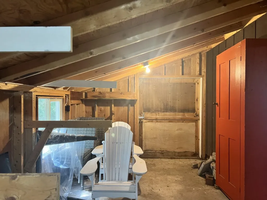 40 Oak Island Road Meredith NH 03253