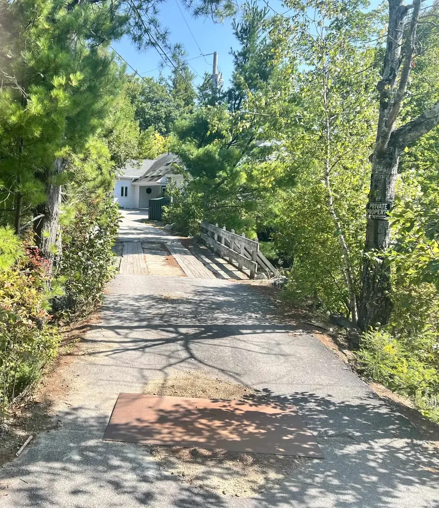 40 Oak Island Road Meredith NH 03253