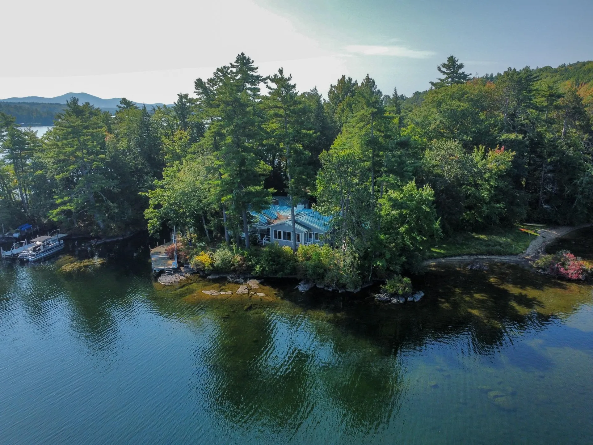 40 Oak Island Road Meredith NH 03253