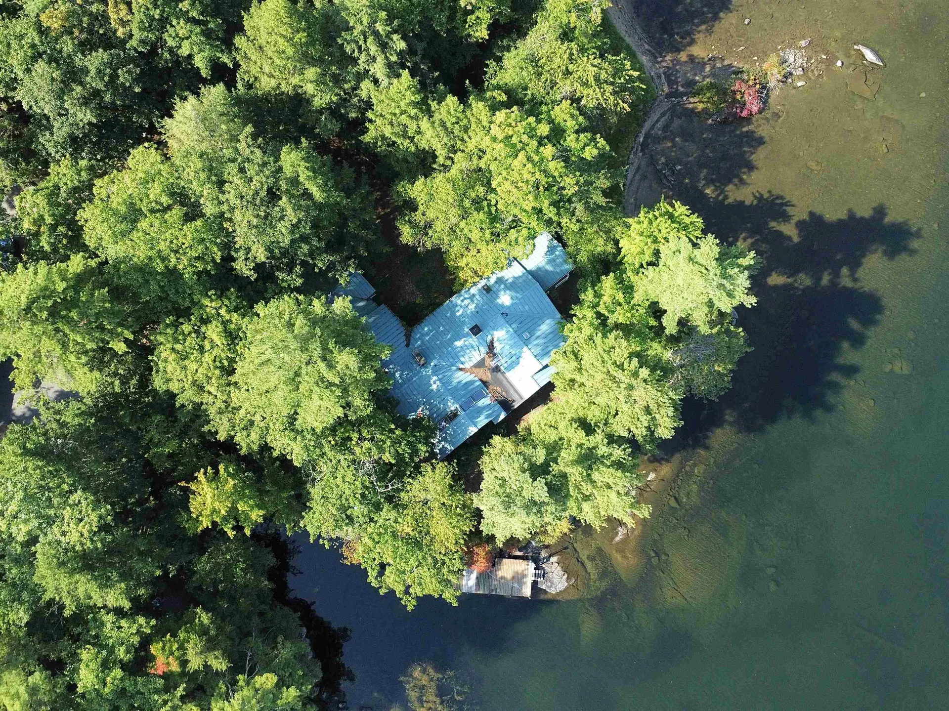 40 Oak Island Road Meredith NH 03253