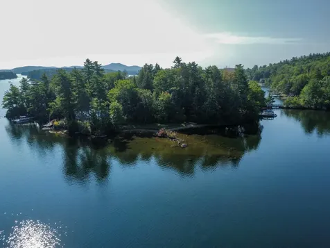 40 Oak Island Road Meredith NH 03253