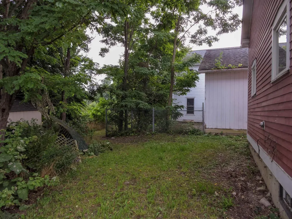 83 Park Avenue Bridport VT 05734