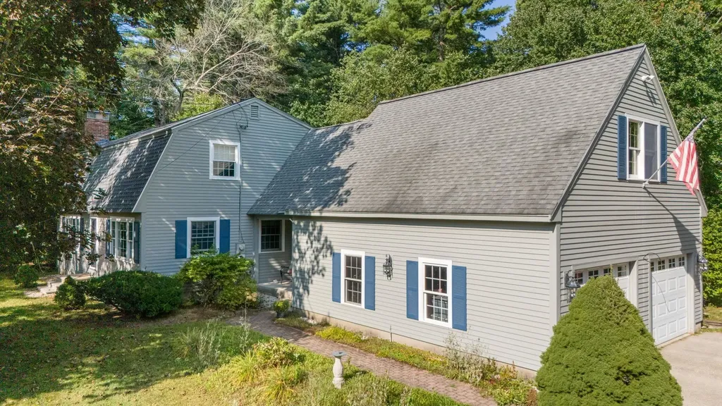 6 Richman Drive Hudson NH 03051