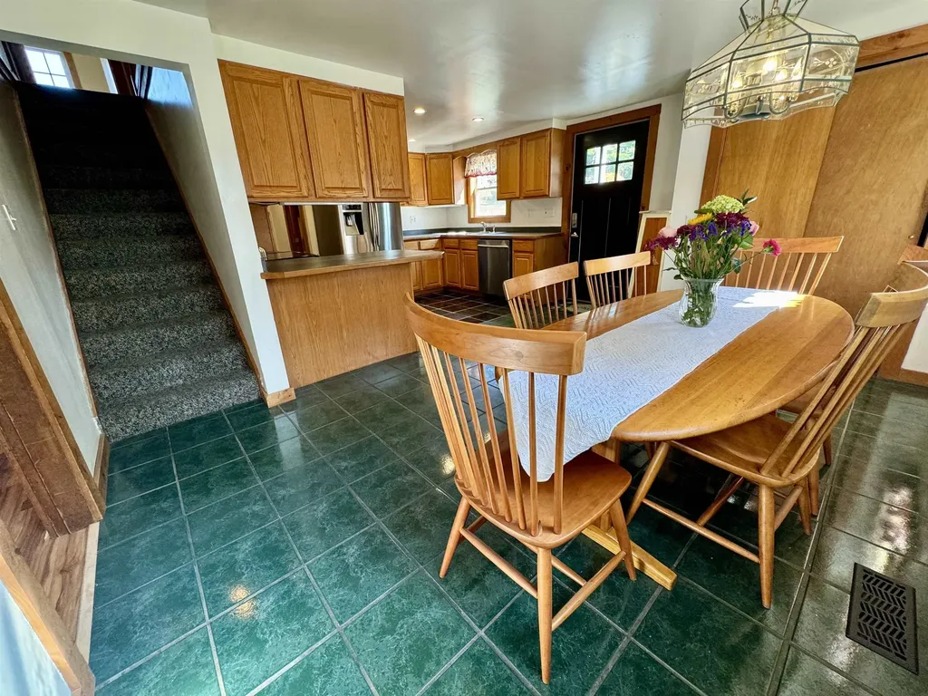 5 Thompson Road Topsham VT 05076