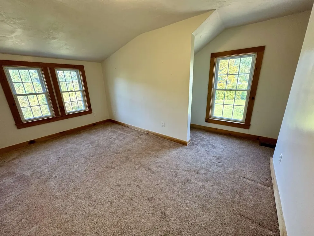 5 Thompson Road Topsham VT 05076