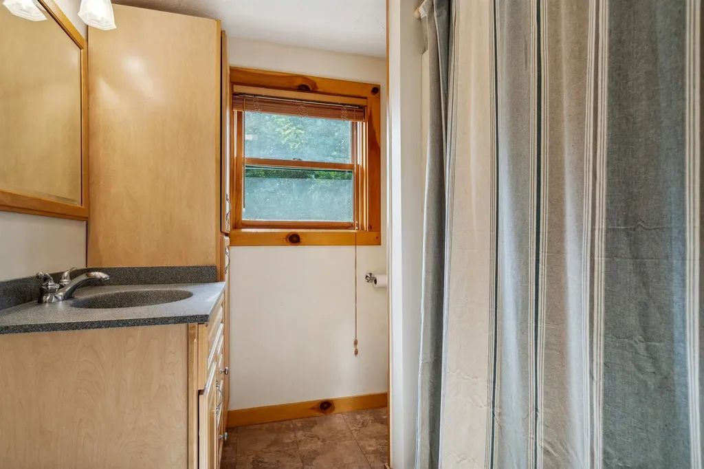 880 Court Street Haverhill NH 03765