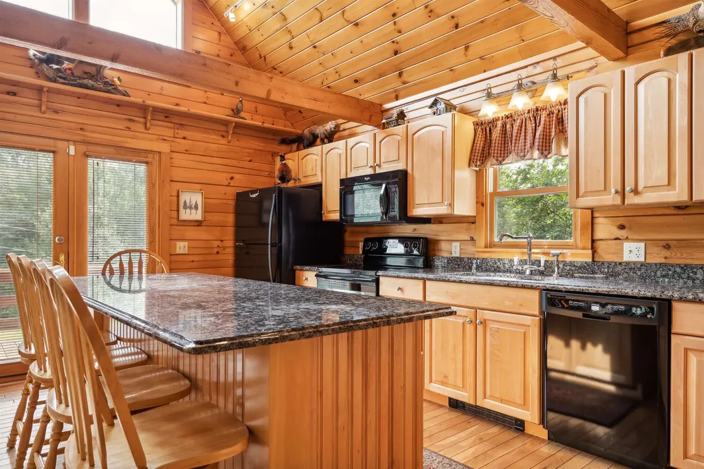 880 Court Street Haverhill NH 03765