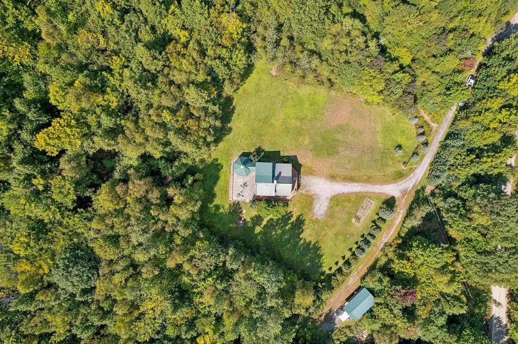 880 Court Street Haverhill NH 03765