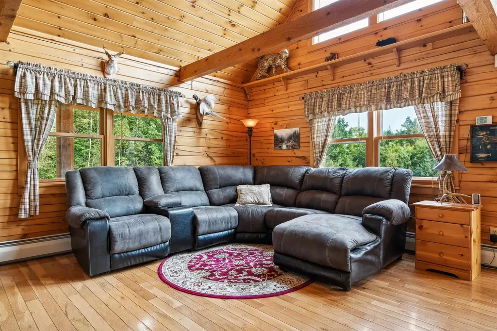 880 Court Street Haverhill NH 03765