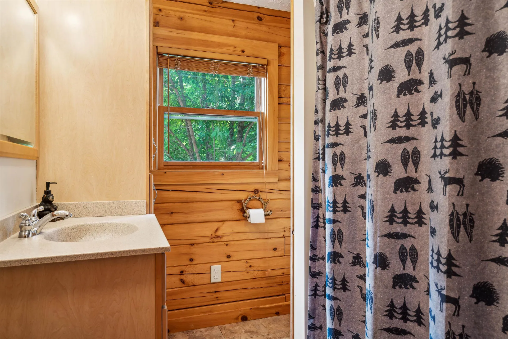 880 Court Street Haverhill NH 03765