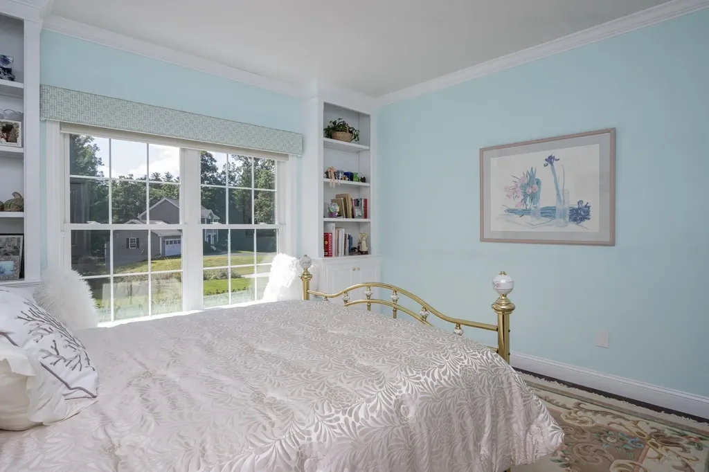 6 Swan Circle Concord NH 03301