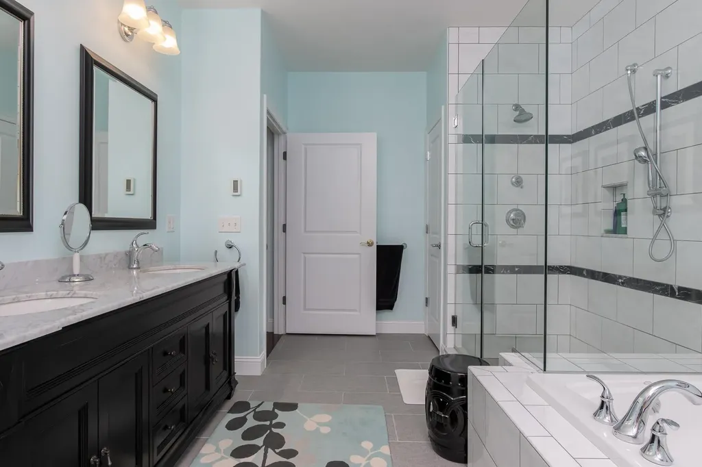 6 Swan Circle Concord NH 03301