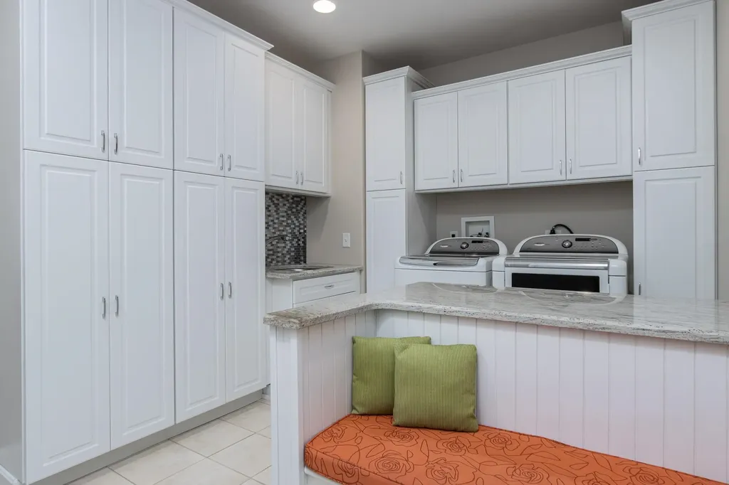 6 Swan Circle Concord NH 03301
