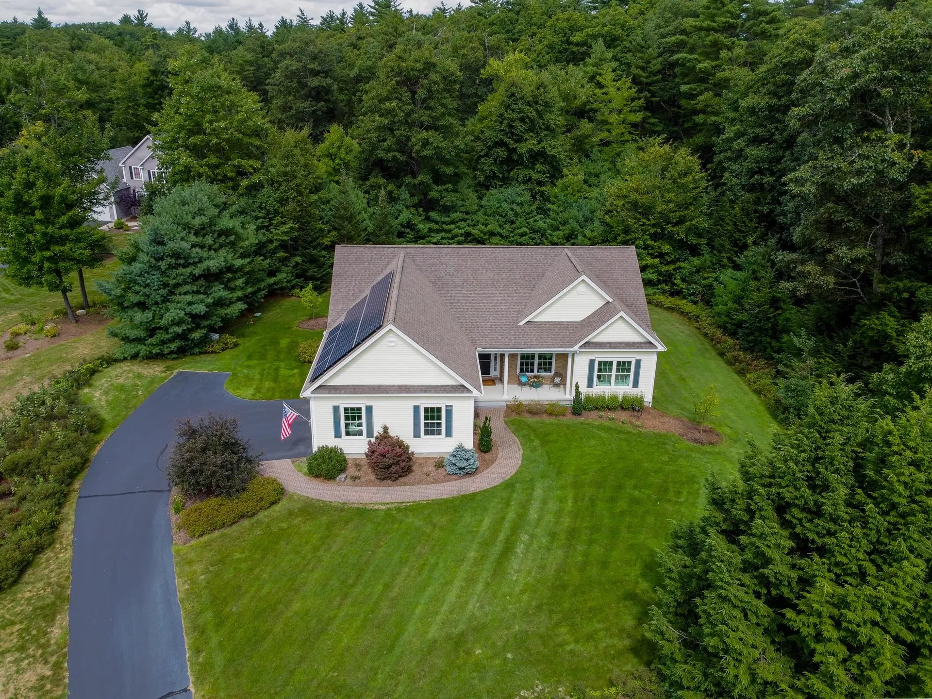 6 Swan Circle Concord NH 03301