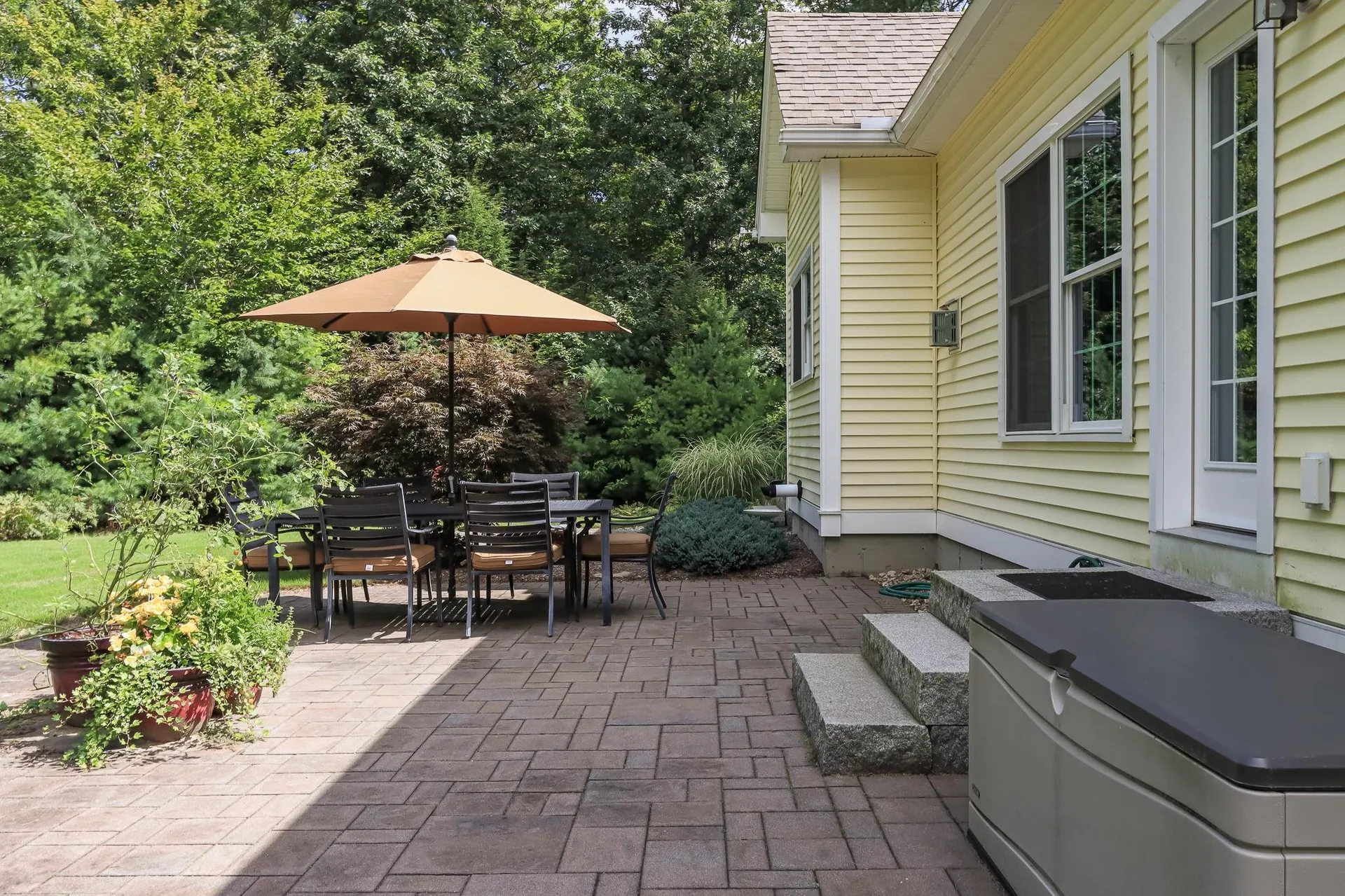 6 Swan Circle Concord NH 03301