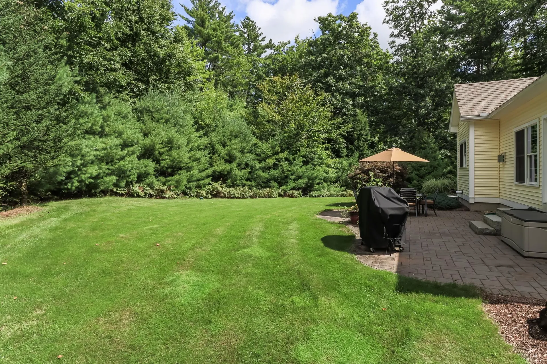 6 Swan Circle Concord NH 03301