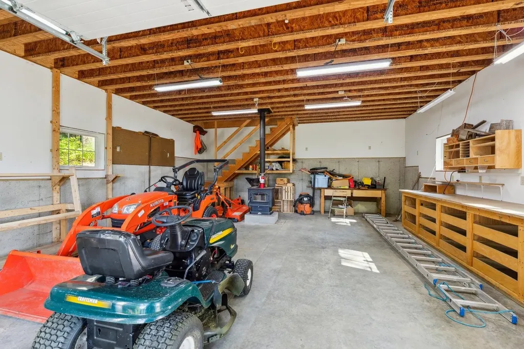 188 Burpee Road Dublin NH 03444