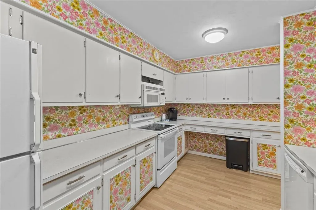 98 Kimball Terrace Shelburne VT 05482