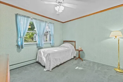 98 Kimball Terrace Shelburne VT 05482