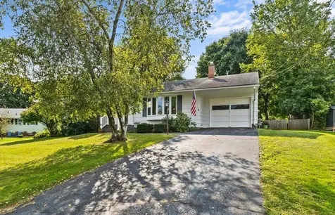 98 Kimball Terrace Shelburne VT 05482