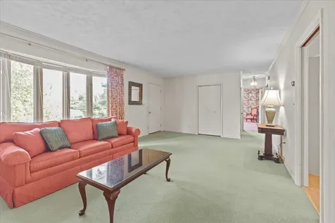98 Kimball Terrace Shelburne VT 05482