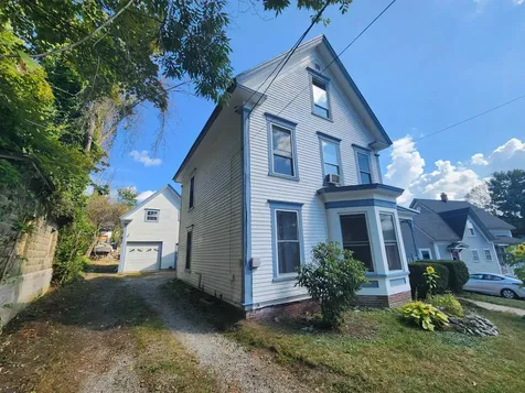 62 Maple Square Franklin NH 03235
