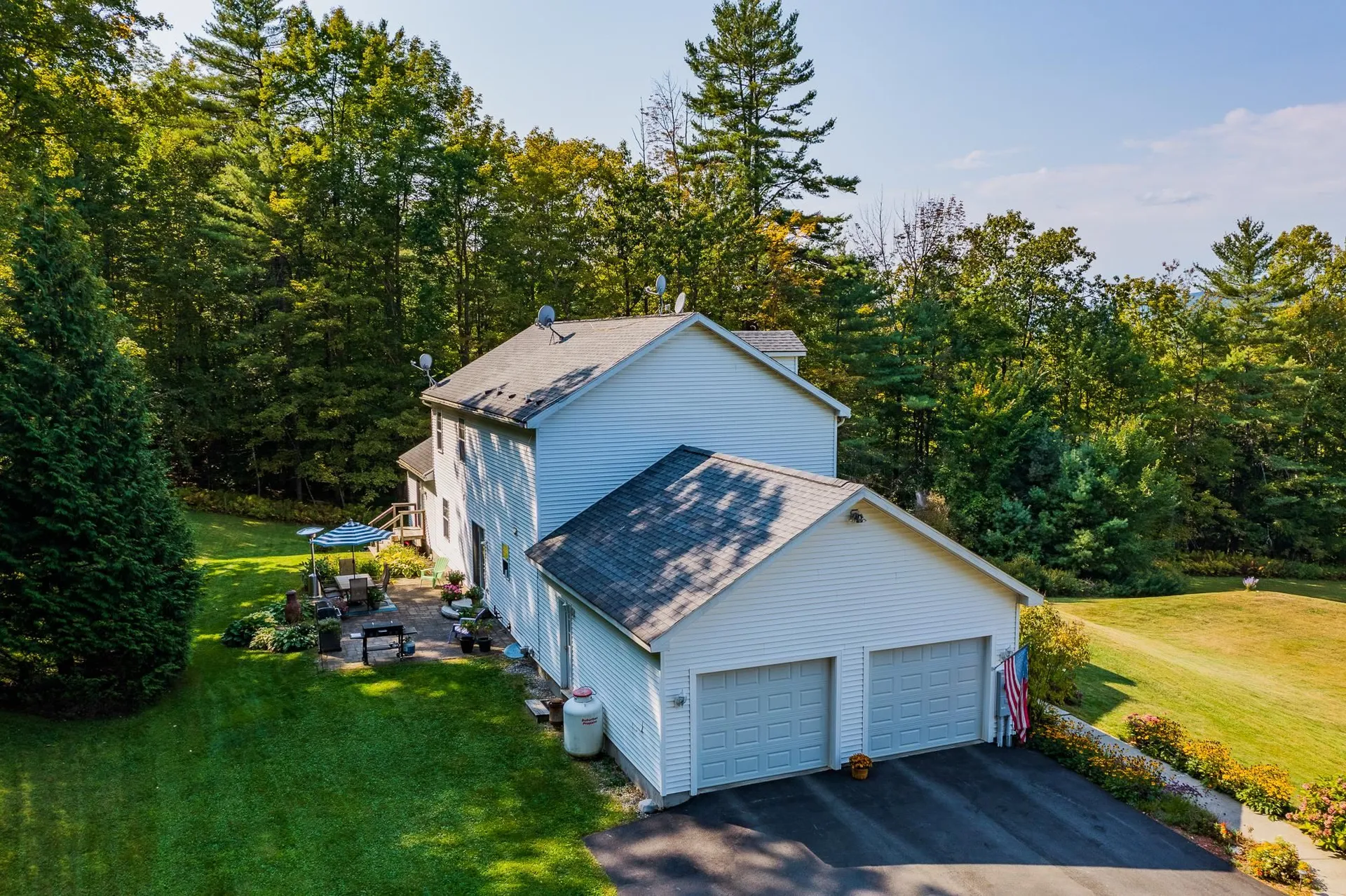 1734 Bliss Road Hartford VT 05001