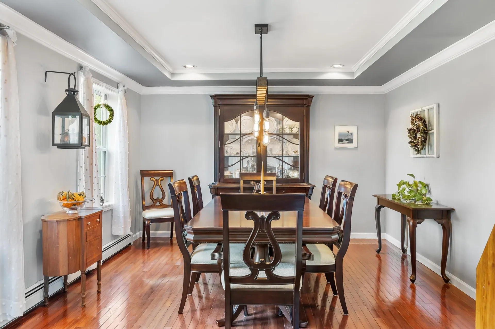 1734 Bliss Road Hartford VT 05001