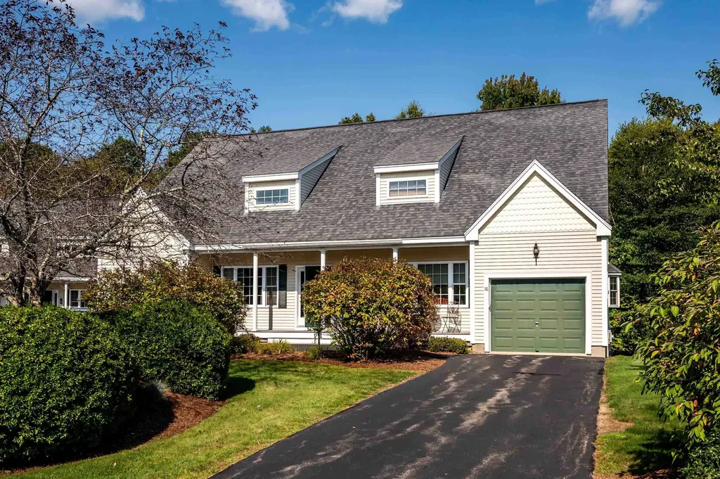 16 Arrow Lane Raymond NH 03077