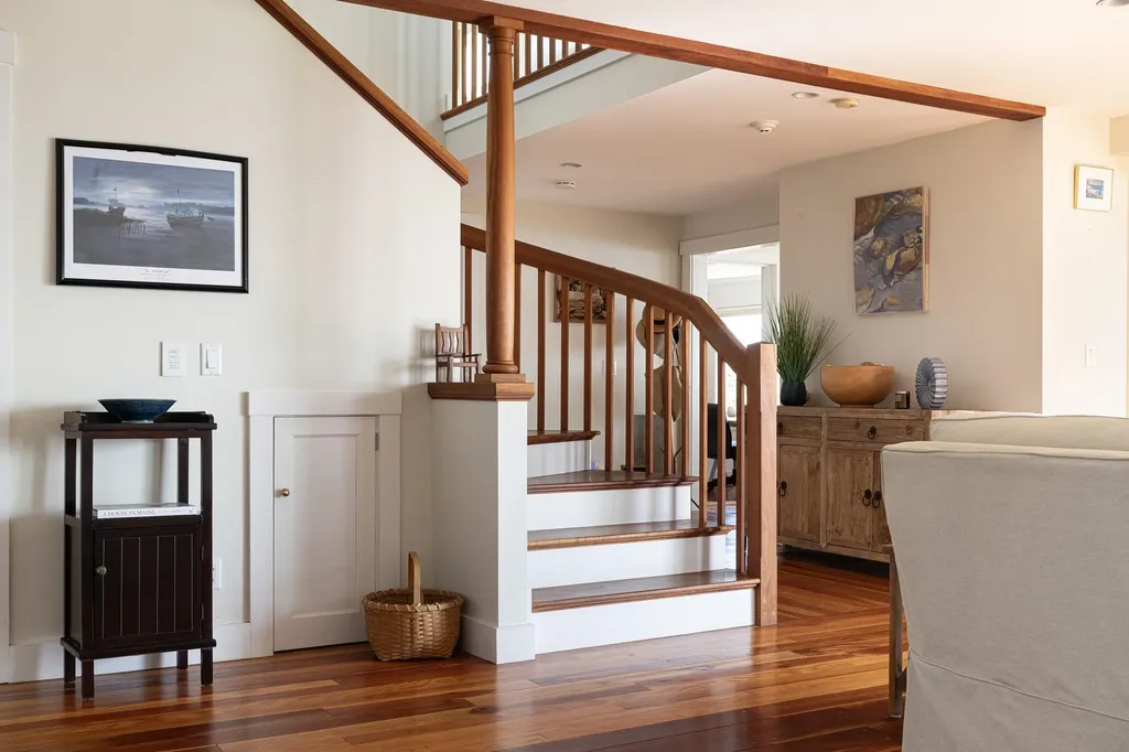 86 Goodwin Road Kittery ME 03905