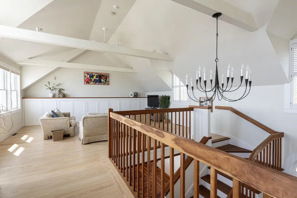 86 Goodwin Road Kittery ME 03905