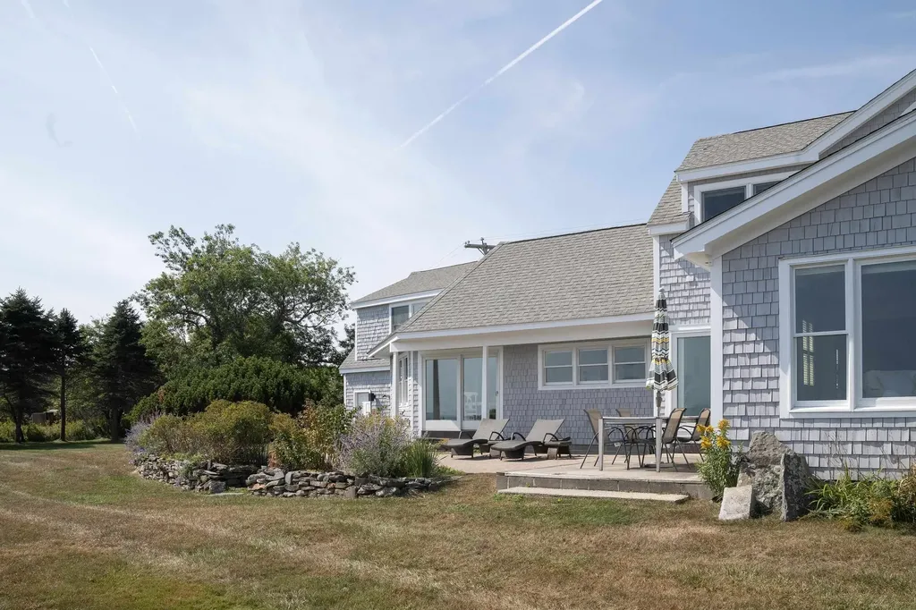 86 Goodwin Road Kittery ME 03905