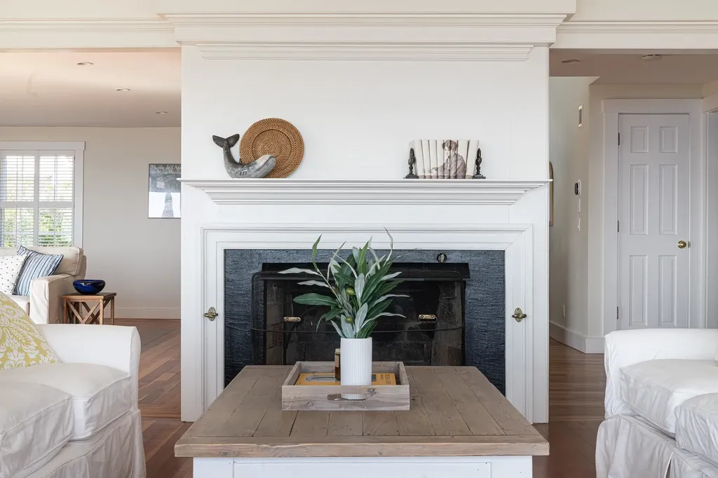 86 Goodwin Road Kittery ME 03905