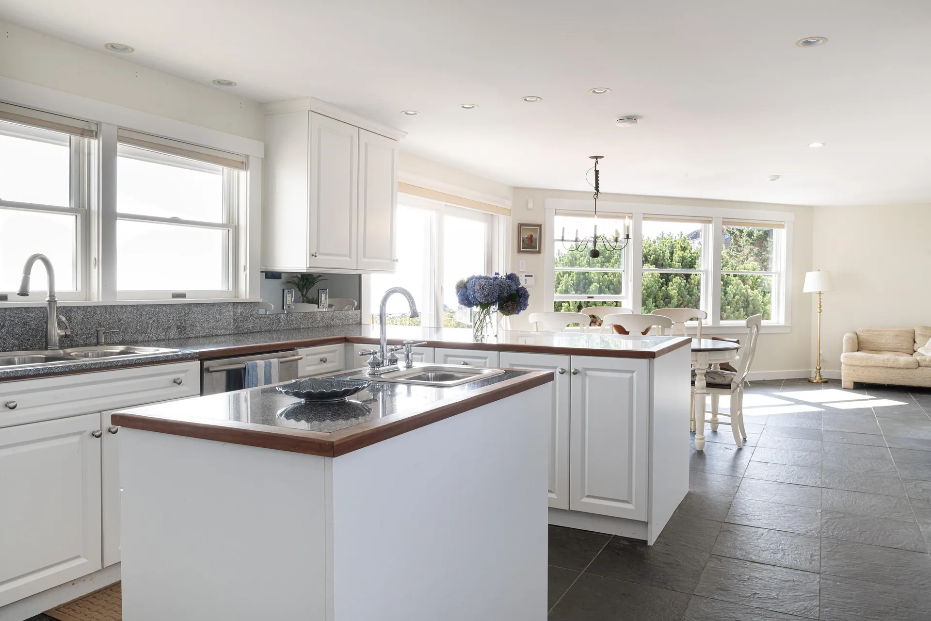 86 Goodwin Road Kittery ME 03905