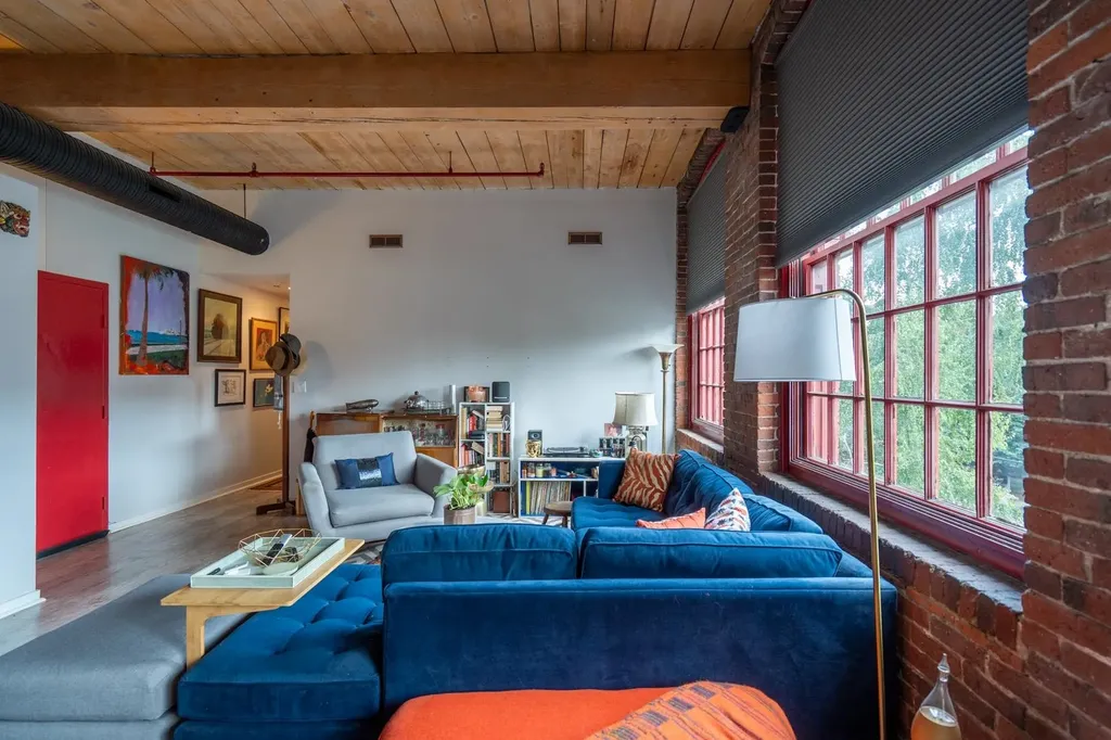 470 Silver Street Manchester NH 03103