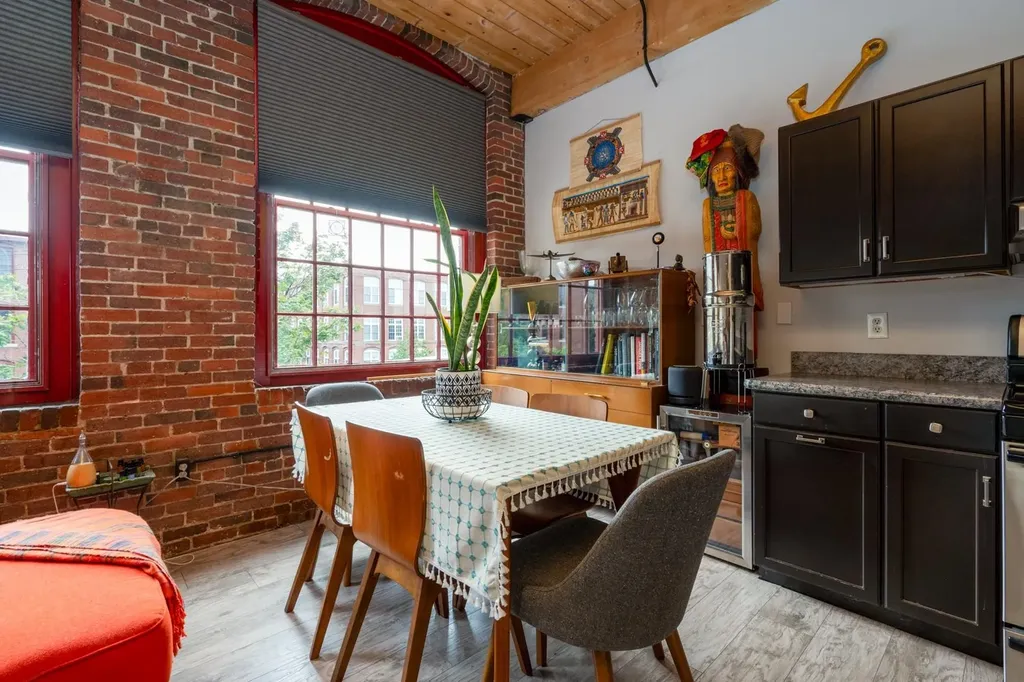 470 Silver Street Manchester NH 03103