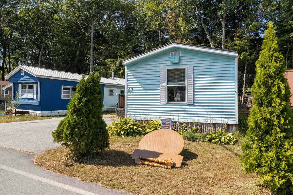 343 Old Lake Shore Road Gilford NH 03249