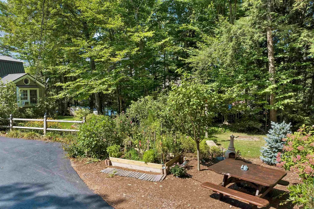 225 Hueber Drive Sanbornton NH 03269