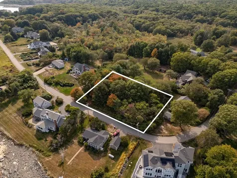 85 Goodwin Road Kittery ME 03905