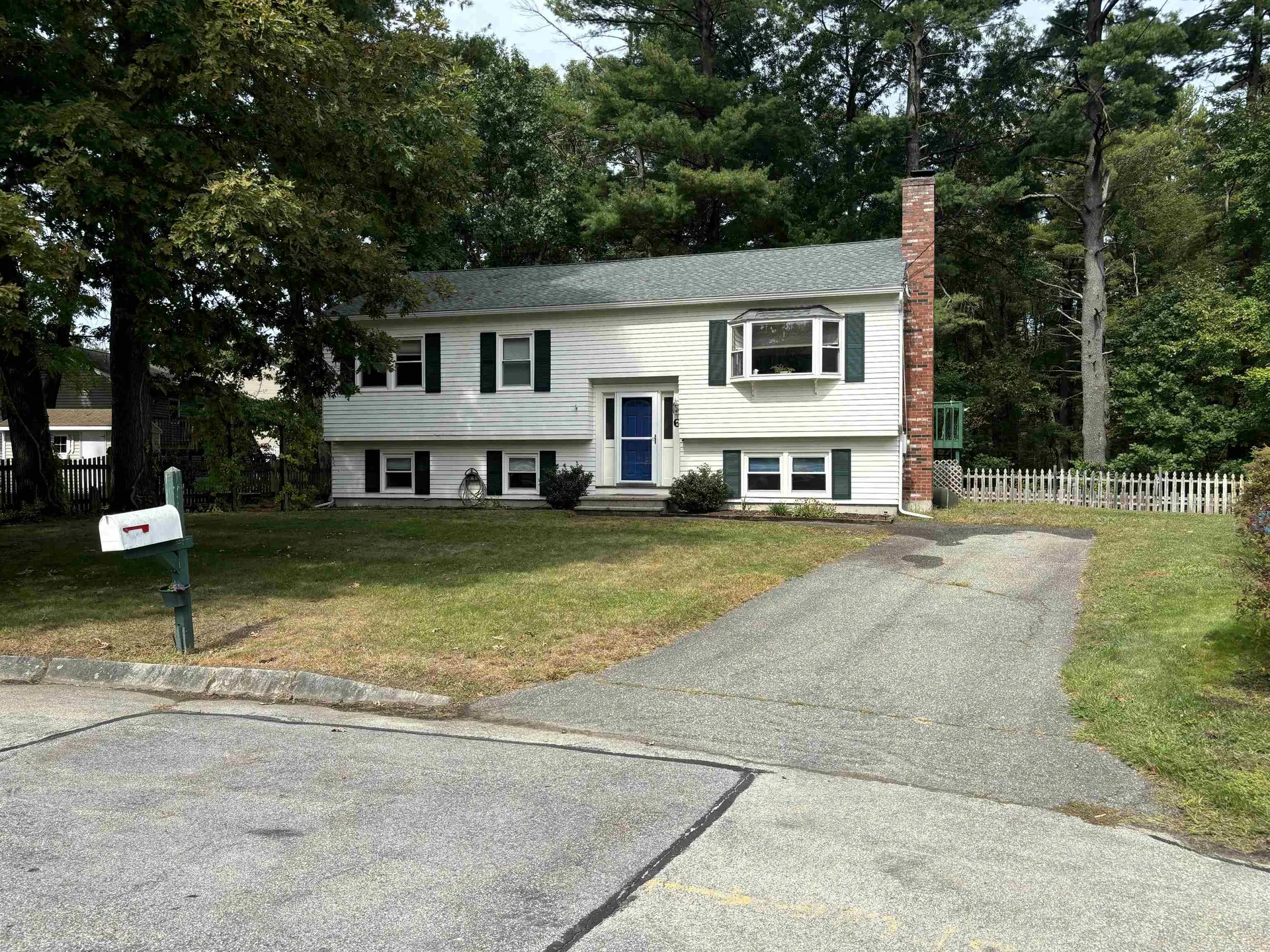 6 Boggs Circle Nashua NH 03060