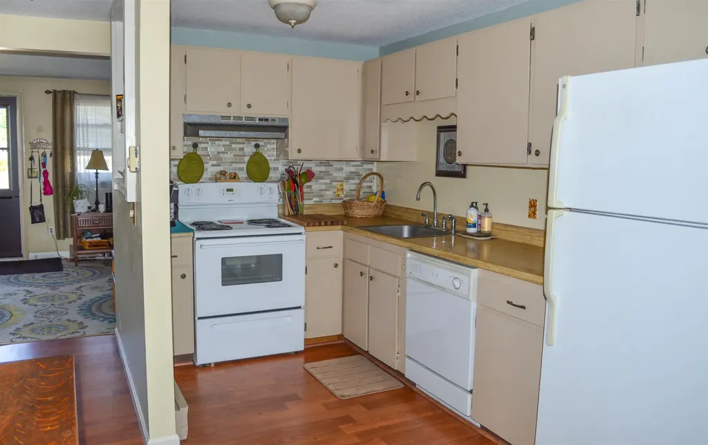 792 Court Street Keene NH 03431