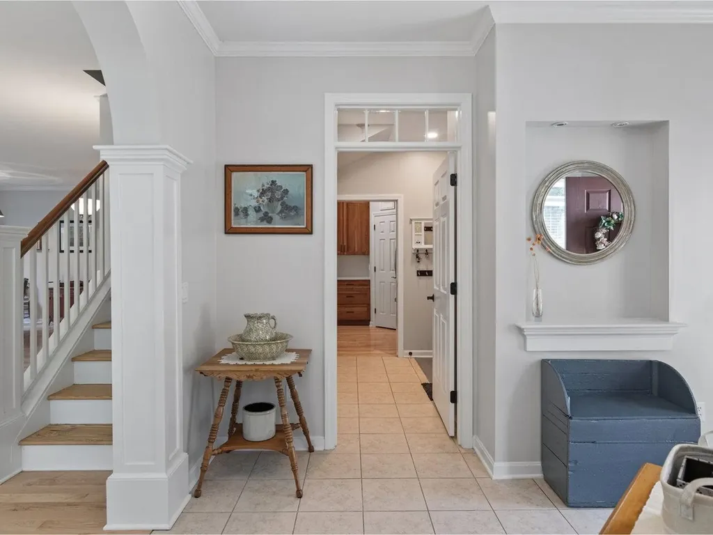 15 Hummingbird Lane South Burlington VT 05403