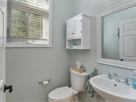 15 Hummingbird Lane South Burlington VT 05403