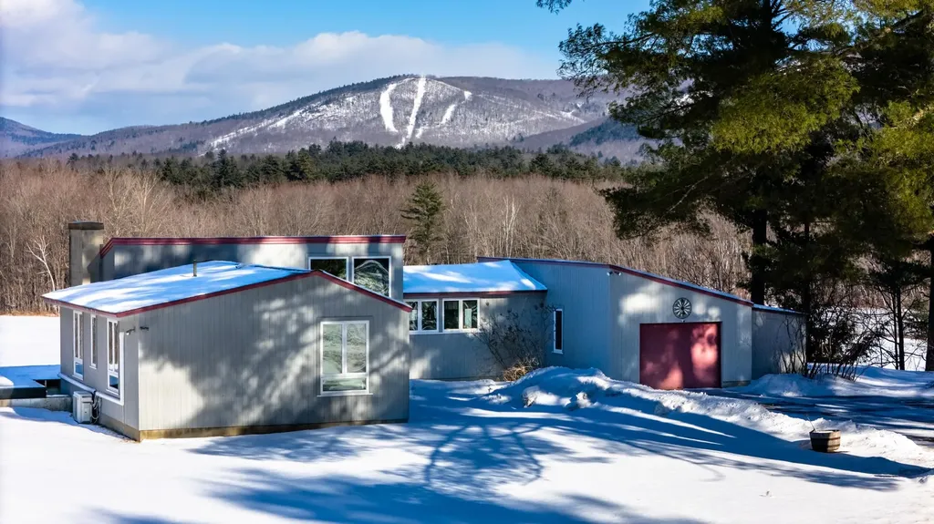 1691 West Side Road Conway NH 03860