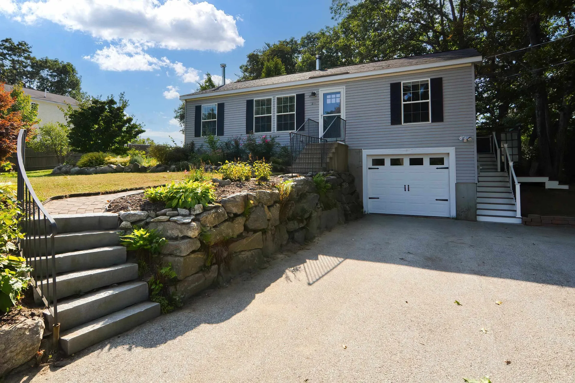 4 Third Street Bedford NH 03110