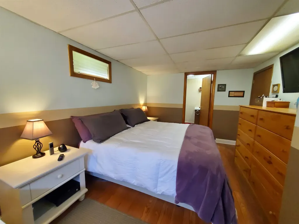 31 Warren Road Enfield NH 03748